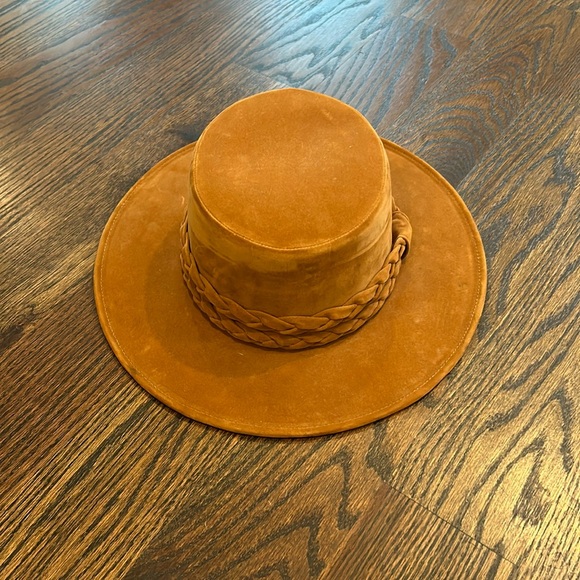 Tan velvet flat brim hat with braided rim, one size, brand ASN Los Angeles - Picture 1 of 3